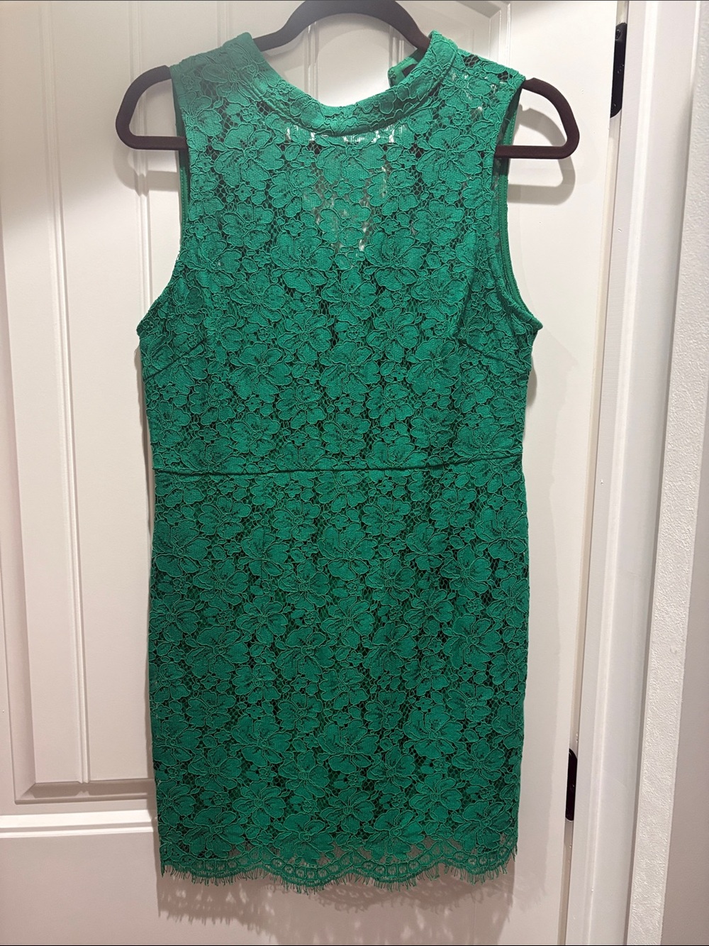 Forever 21 Emerald Green Lace Mini Dress